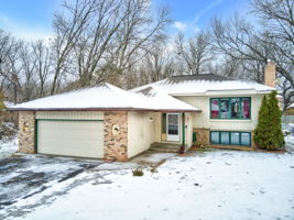 317 120th Ln NW, Coon Rapids, MN 55448, US Photo 8