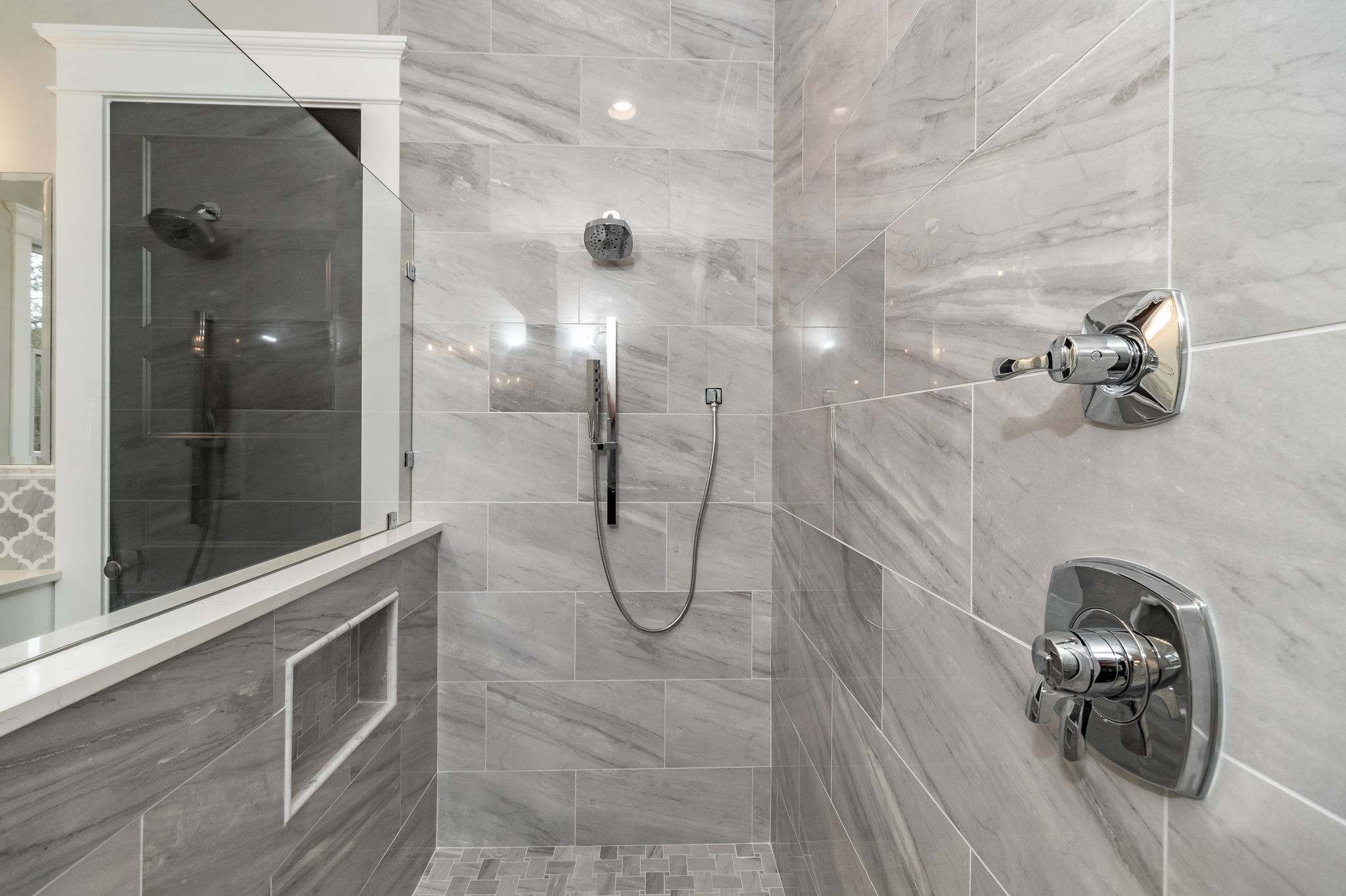 Owner's En-Suite Bath