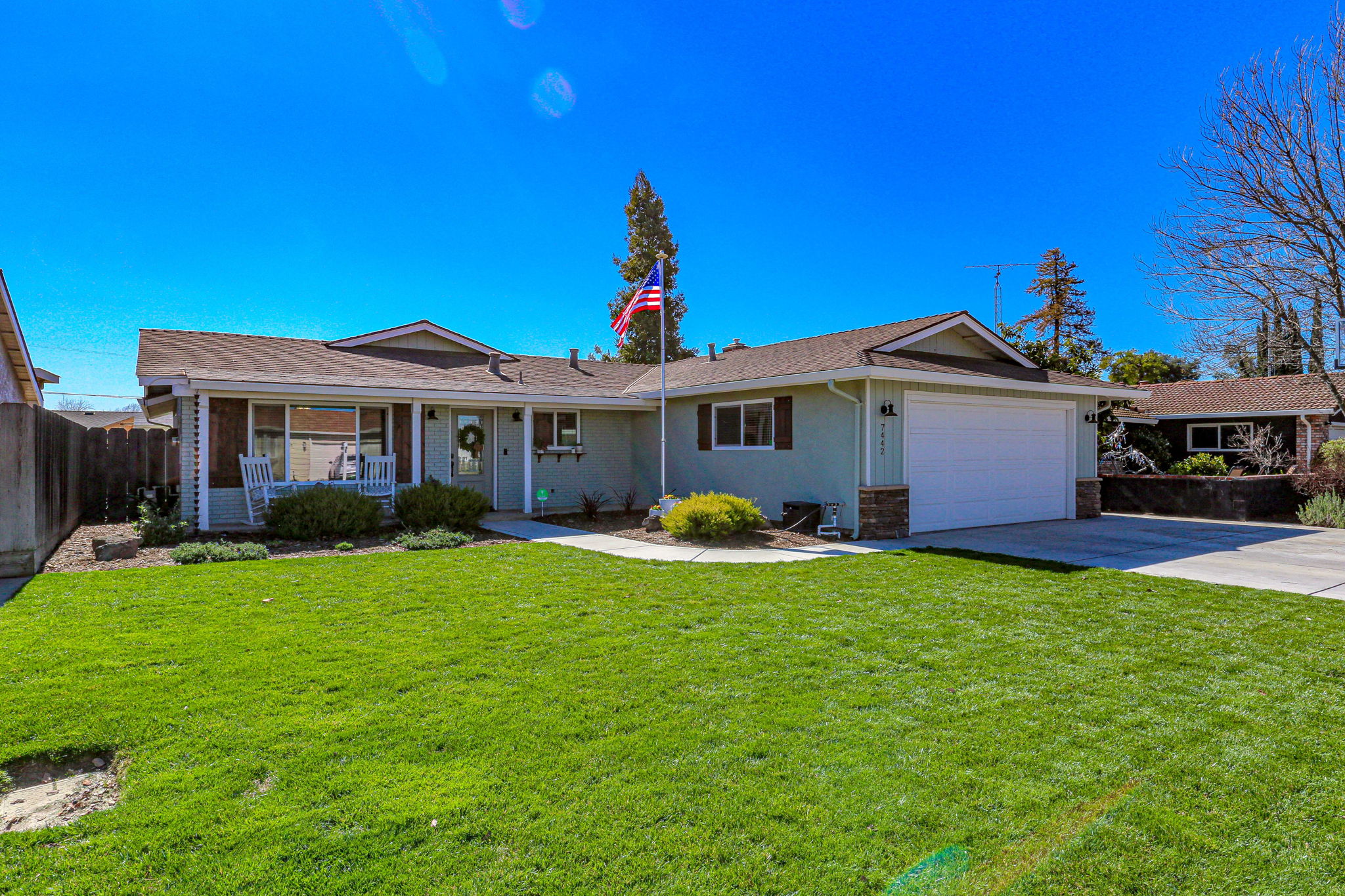 7442 Locust St, Hughson, CA 95326 Lisa Coelho Photography