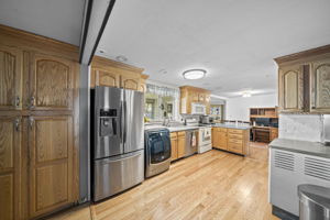 34 Spring St, Braintree, MA 02184, US Photo 1