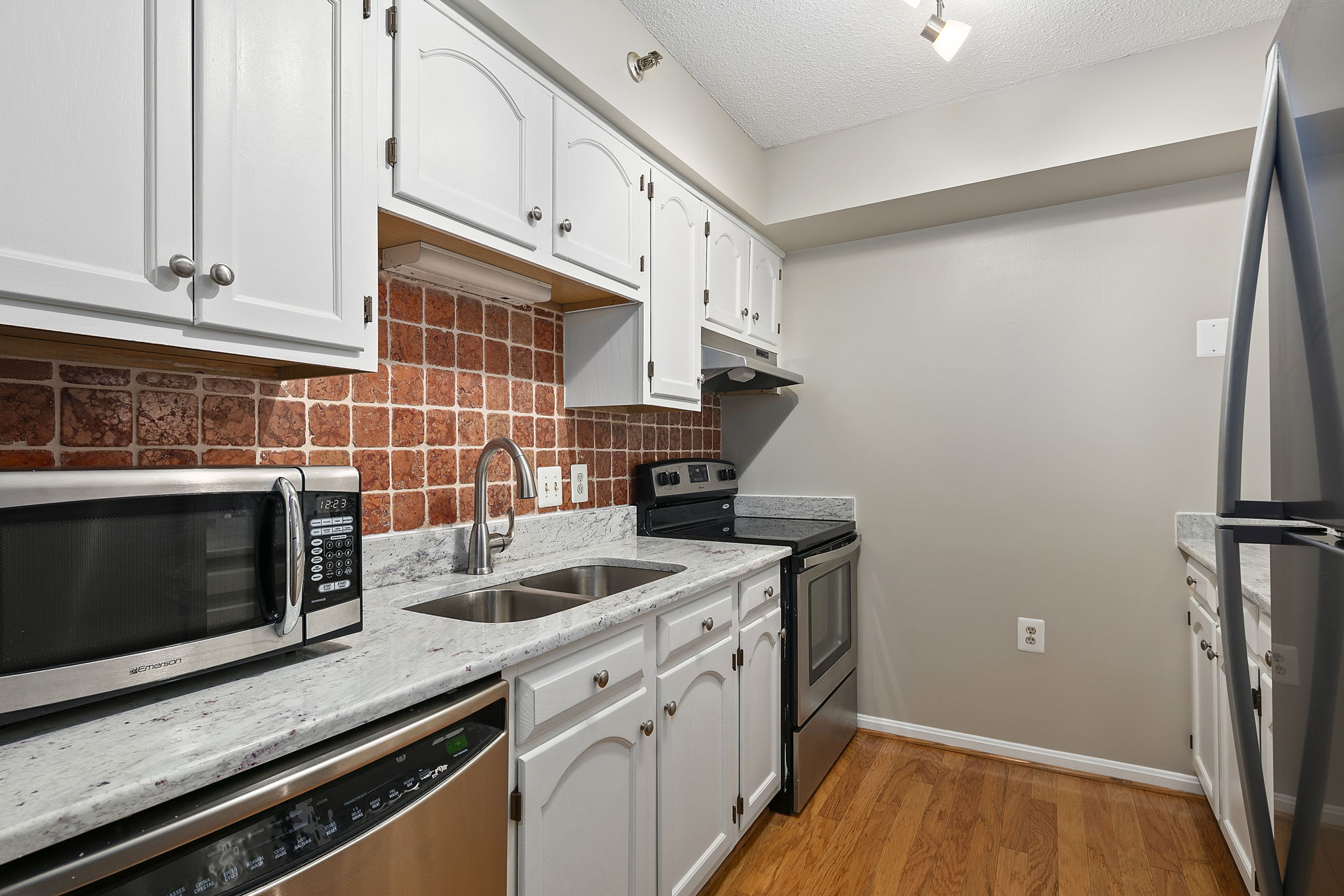 1301 N Courthouse Rd #1114, Arlington, VA 22201, US Photo 17