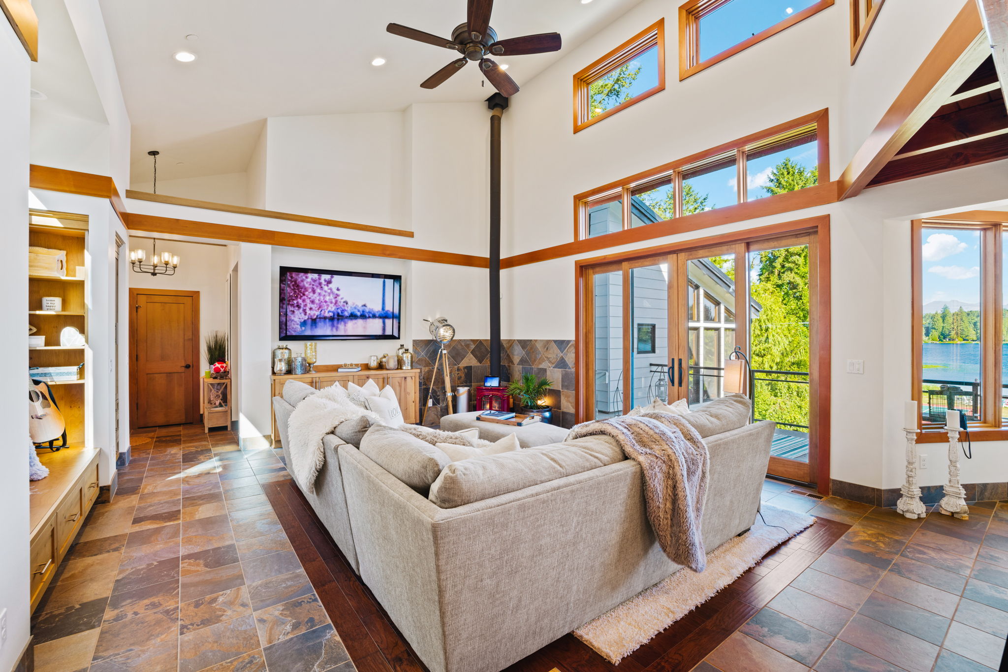 11422 W Lake Joy Dr NE, Carnation, WA 98014, USA Photo 14