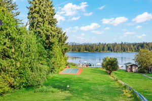 11422 W Lake Joy Dr NE, Carnation, WA 98014, USA Photo 2