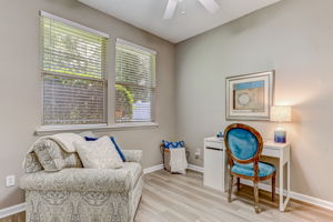 Bedroom / Office