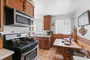 312 E Ash Ave, Fullerton, CA 92832, US Photo 5