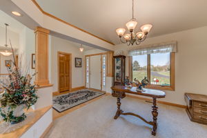 Foyer/Dining Room