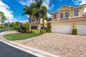 10160 Bellavista Cir, Miromar Lakes, FL 33913, US Photo 36