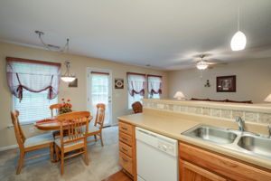 216 Darby's Crossing Ct, Hiram, GA 30141, USA Photo 12