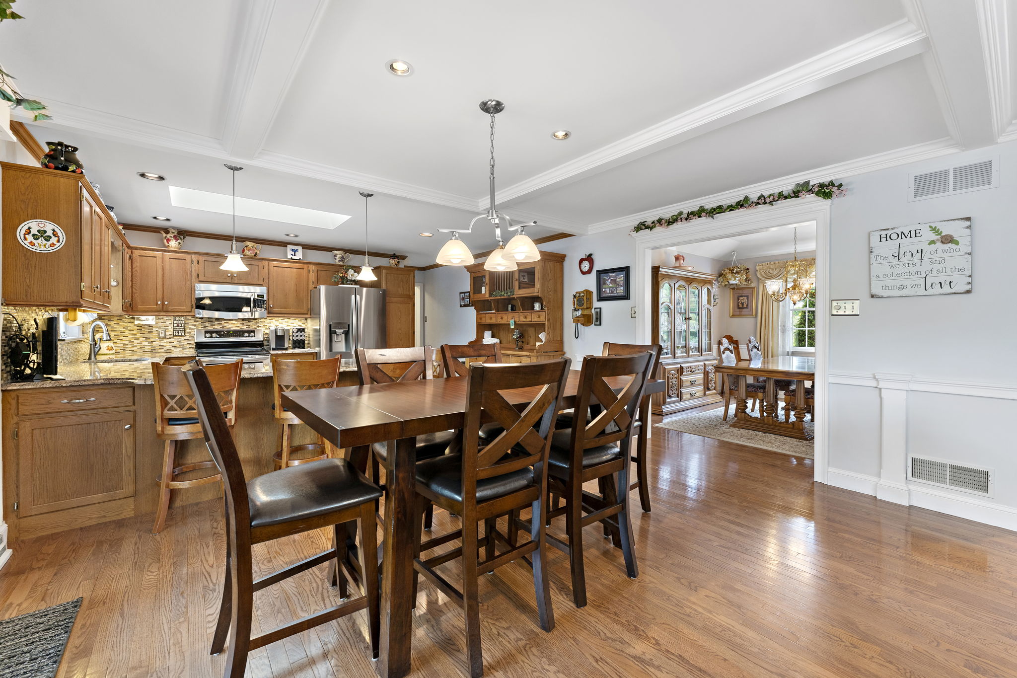 2380 Heather Ln, Gilbertsville, PA 19525 Left Bank REPS