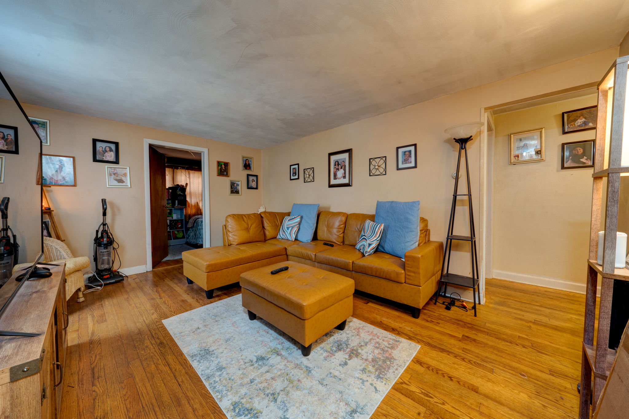 59 Burnham St, Plainville, CT 06062, USA Photo 10