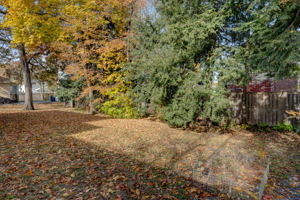 59 Burnham St, Plainville, CT 06062, USA Photo 4