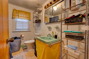 59 Burnham St, Plainville, CT 06062, USA Photo 12