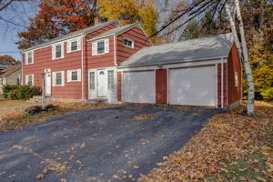 59 Burnham St, Plainville, CT 06062, USA Photo 3