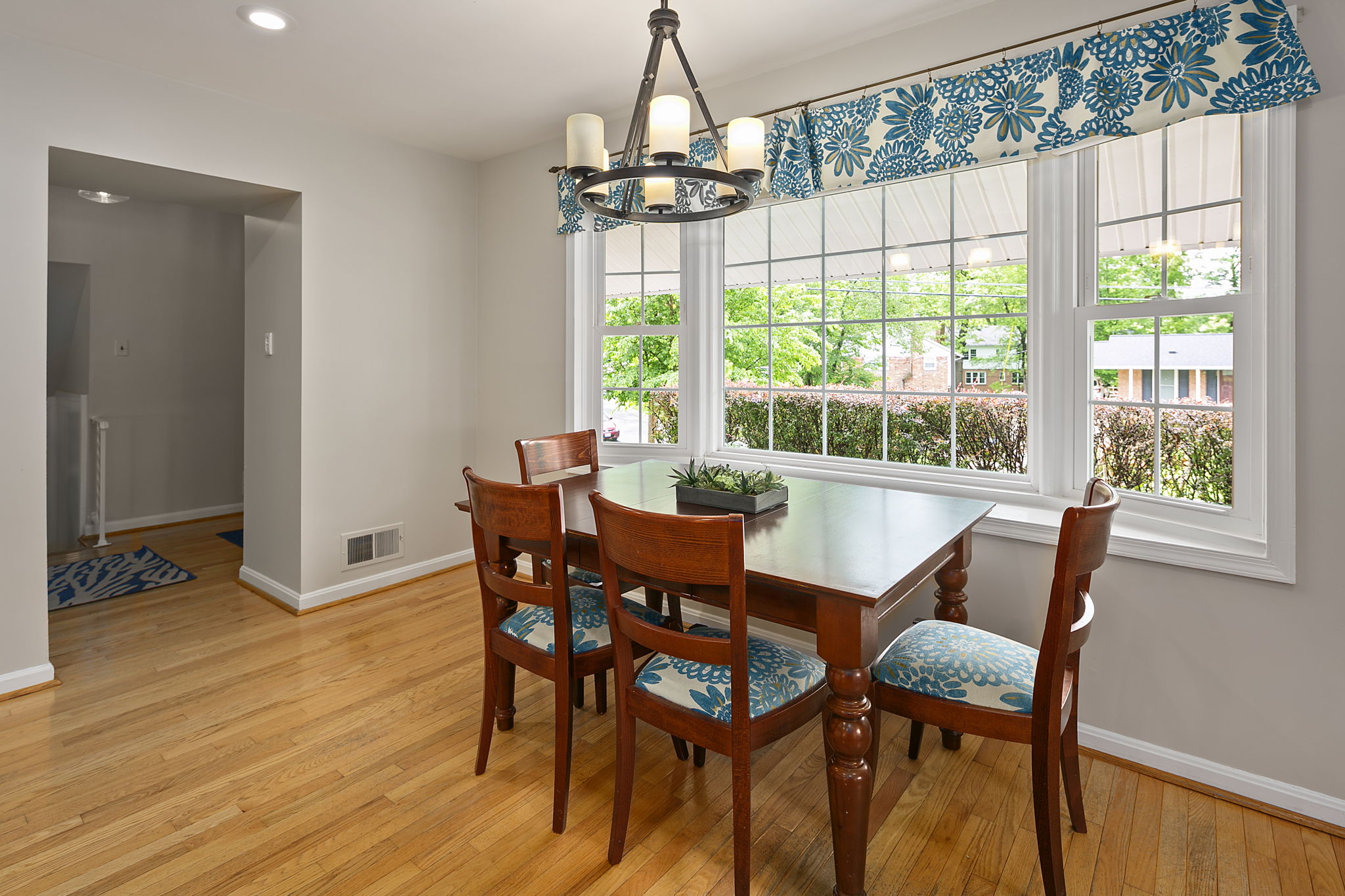 12009 Coldstream Dr, Rockville, MD 20854, US Photo 8