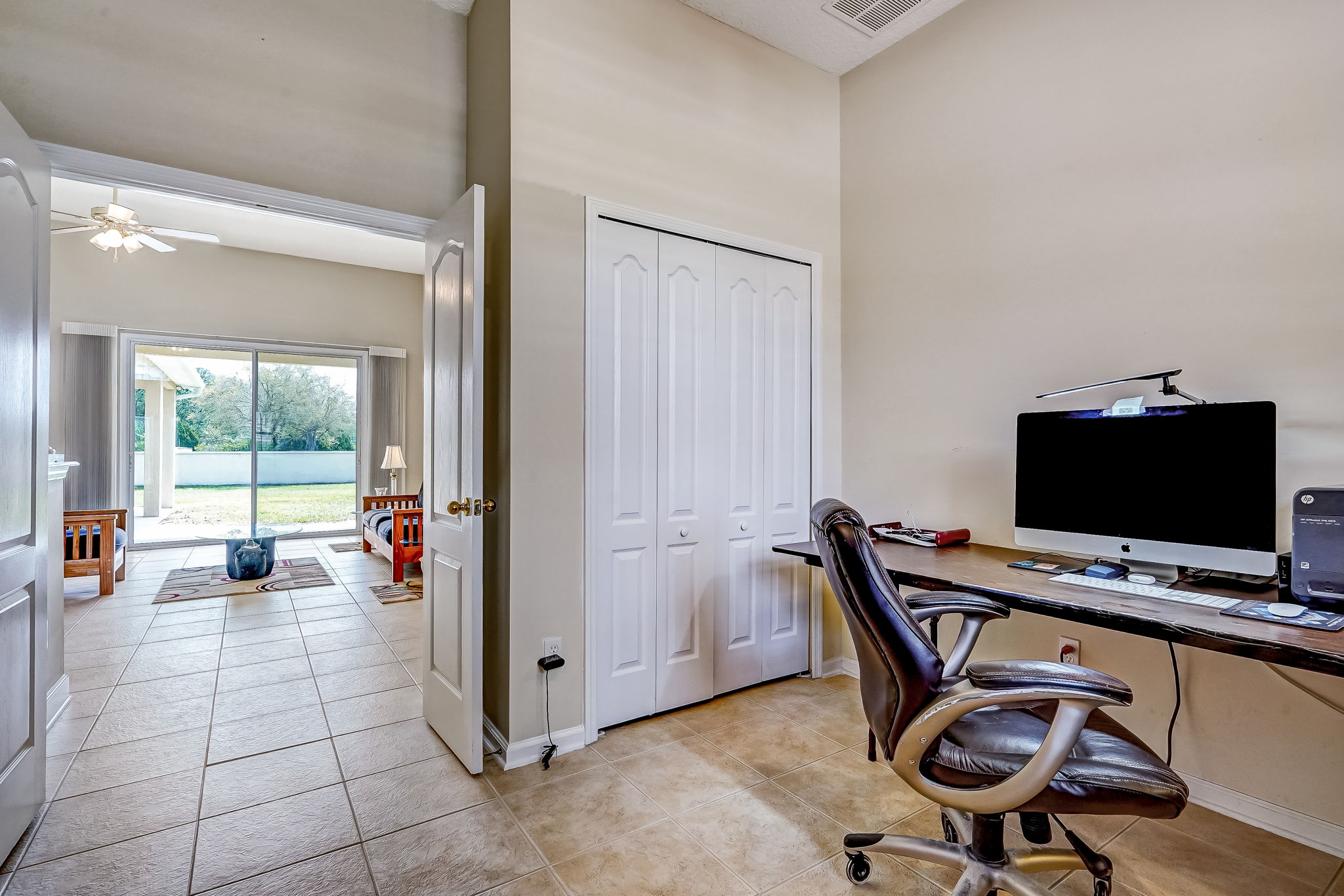 Bedroom/Office