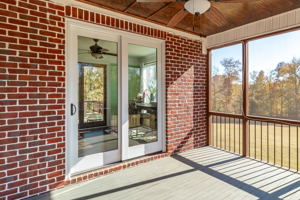 Screened-in Porch