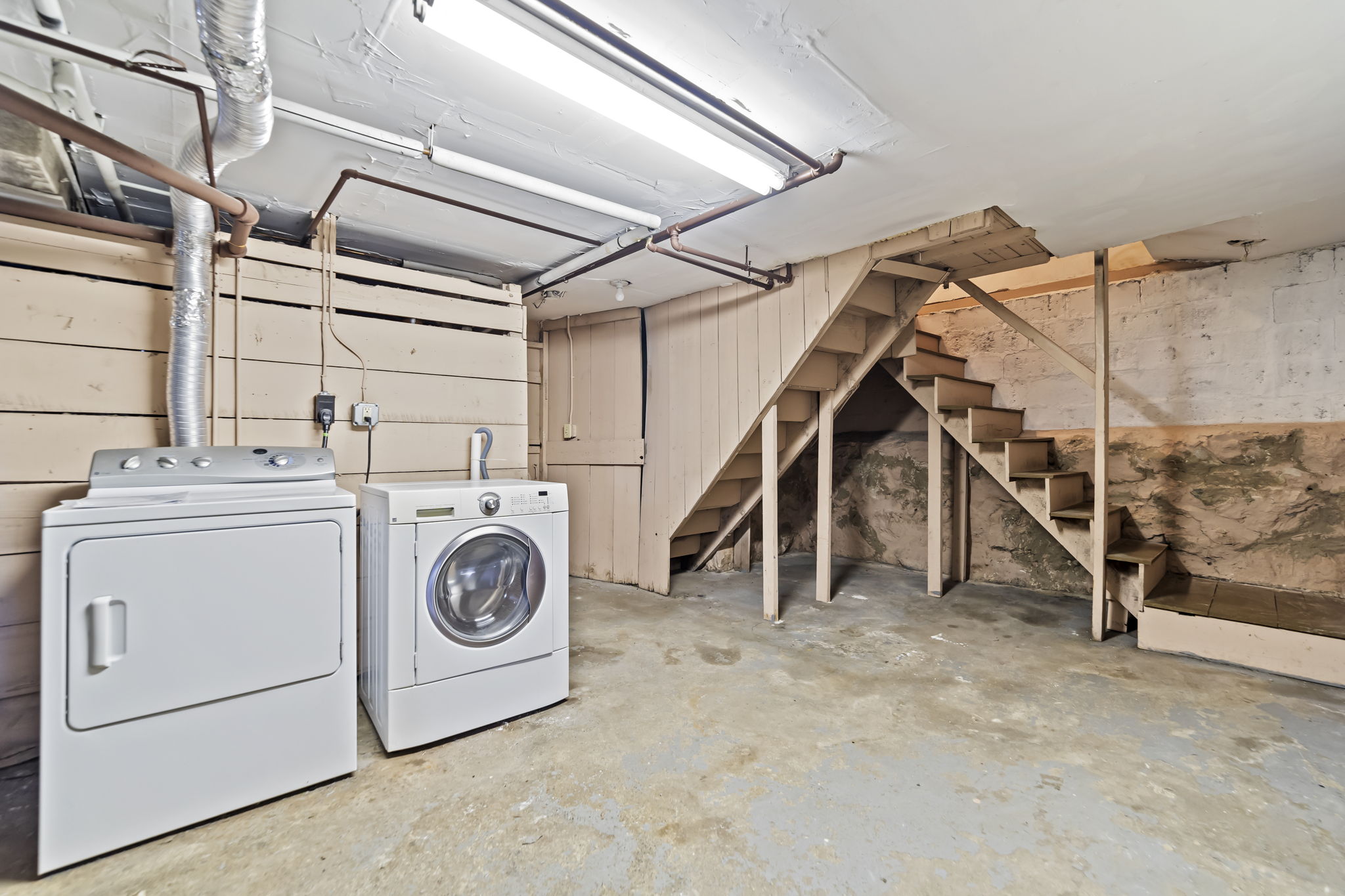 73 Highland St, Waltham, MA 02453, USA Photo 24