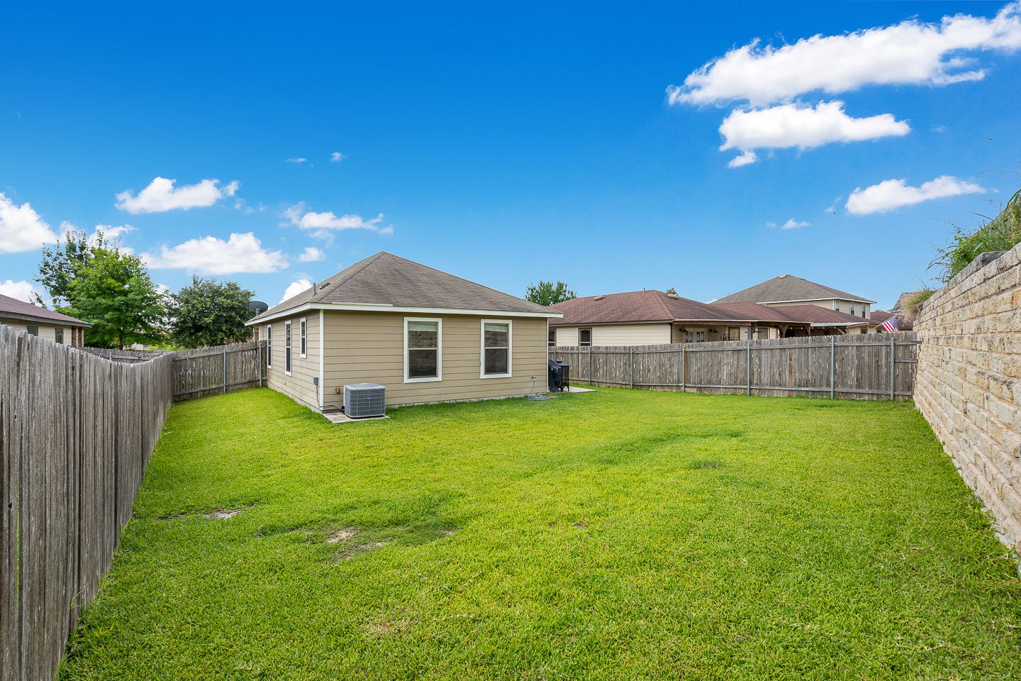 293 Tower Dr, Kyle, TX 78640, USA Photo 32