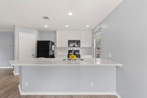 293 Tower Dr, Kyle, TX 78640, USA Photo 18