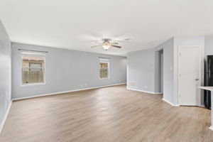 293 Tower Dr, Kyle, TX 78640, USA Photo 7