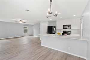 293 Tower Dr, Kyle, TX 78640, USA Photo 12