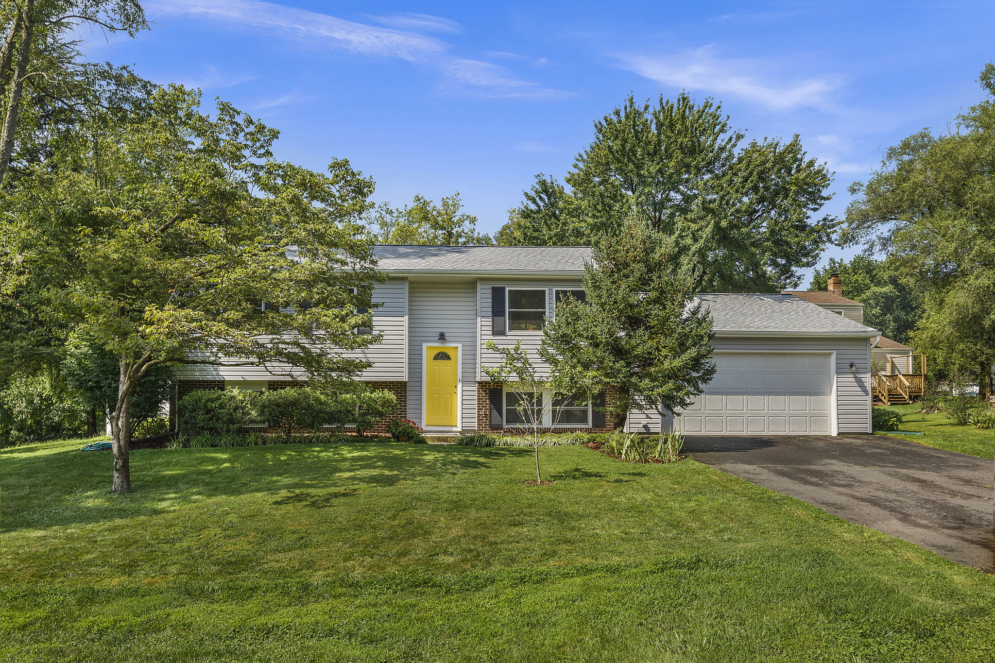 12760 Bradwell Rd, Herndon, VA 20171, US Photo 3