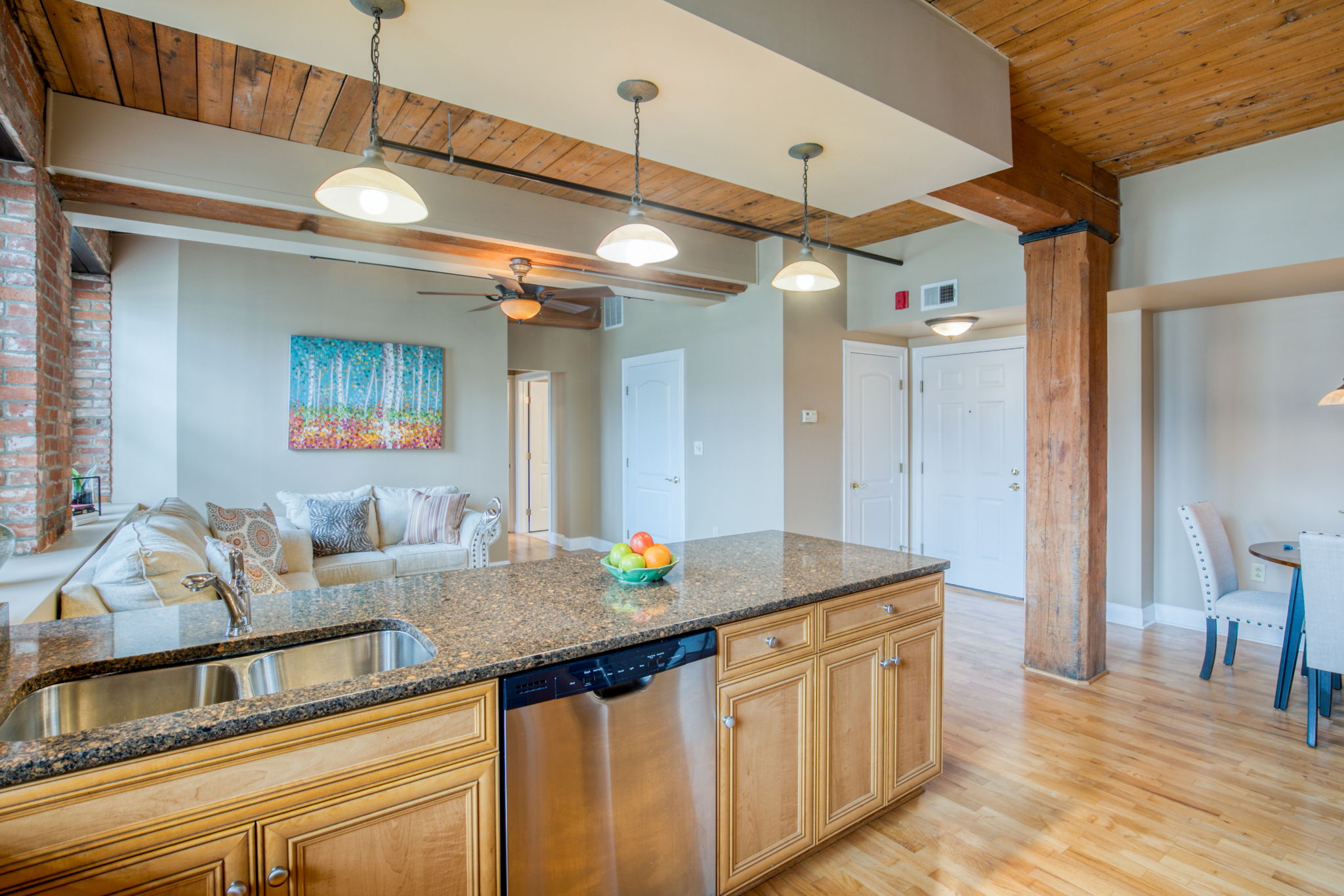 33 Mechanic St, Windsor, CT 06095 Seven Roads Media