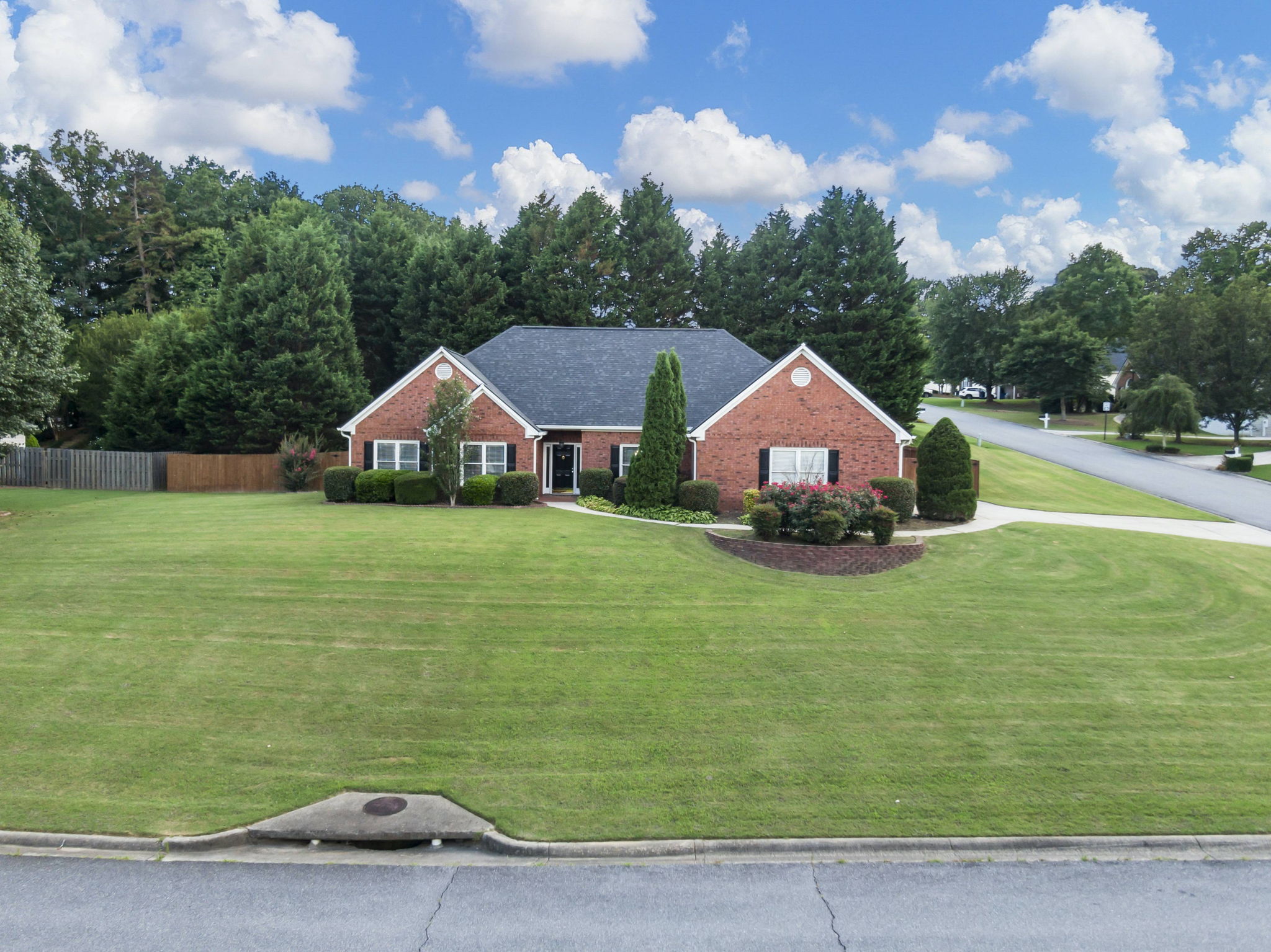 1660 Windsong Park Dr NE, Dacula, GA 30019 Moore Visions