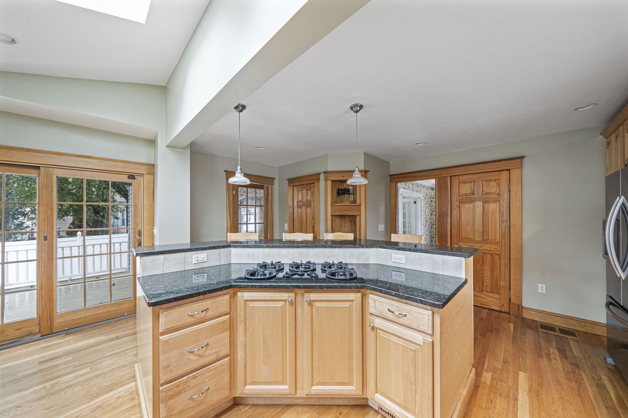 72 Brook St, Quincy, MA 02170, US Photo 9