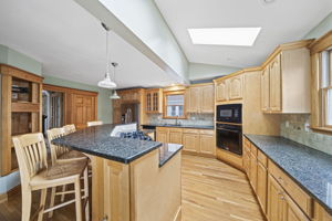 72 Brook St, Quincy, MA 02170, US Photo 10