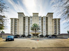 Welcome to 2358 Riverside Avenue, Unit 905