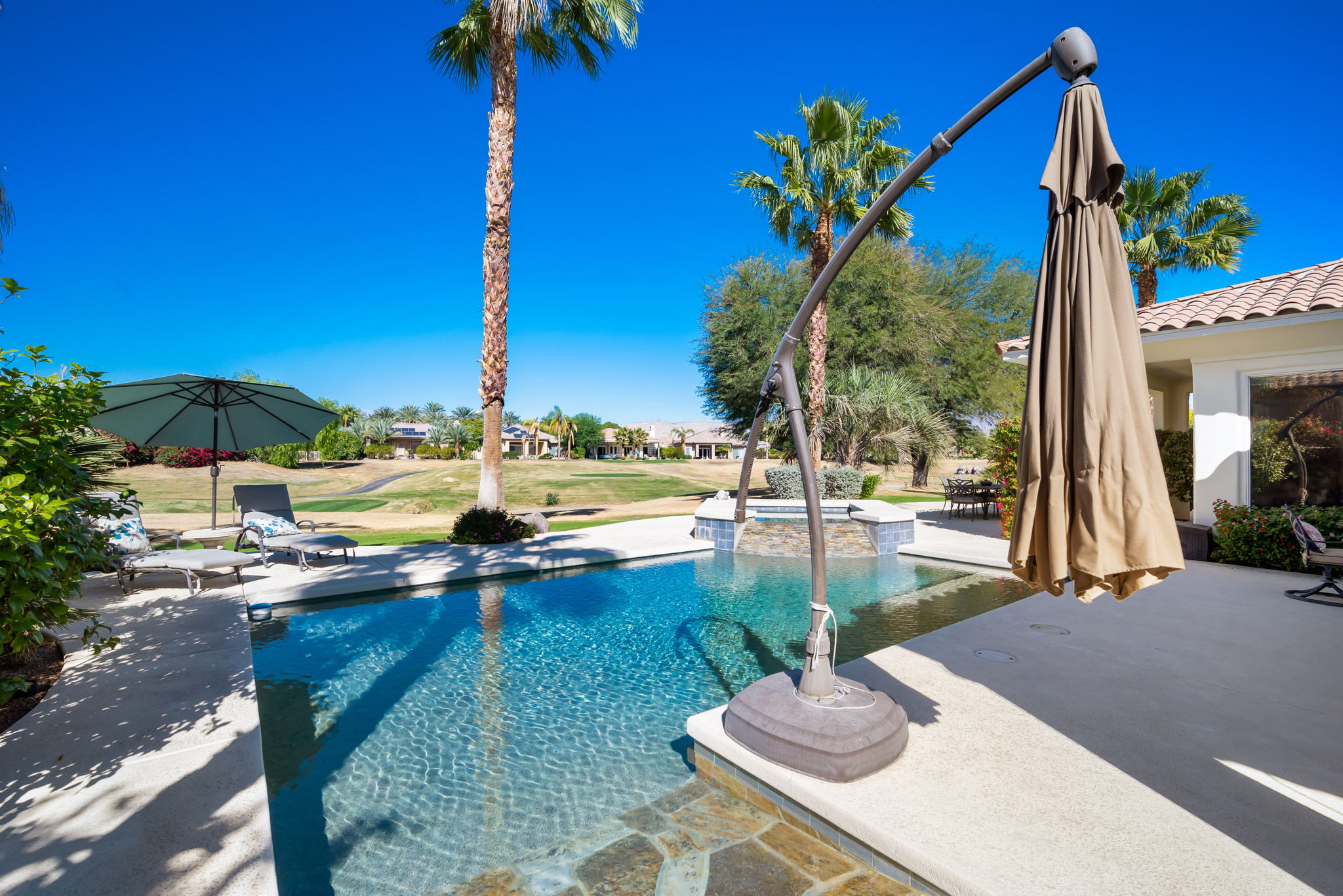 323 Loch Lomond Rd, Rancho Mirage, CA 92270, USA Photo 32