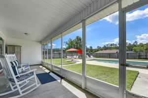 Screened-in Porch