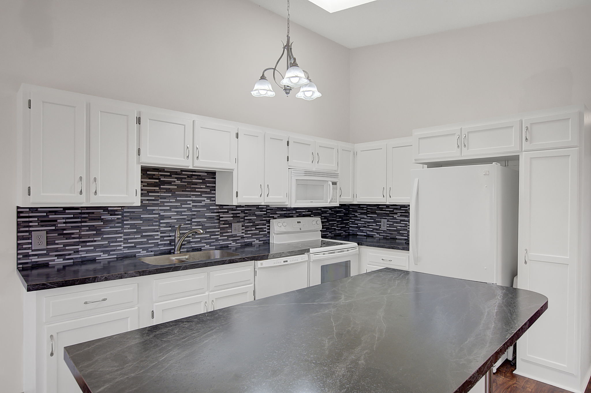 3433 Juliet Dr, Woodbury, MN 55125, US Photo 7