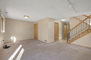 3433 Juliet Dr, Woodbury, MN 55125, US Photo 16