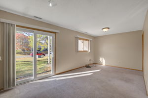 3433 Juliet Dr, Woodbury, MN 55125, US Photo 17