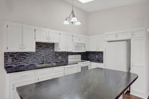 3433 Juliet Dr, Woodbury, MN 55125, US Photo 6