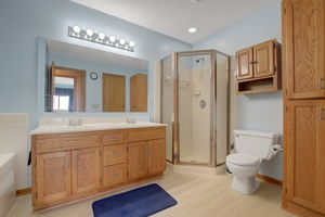 3433 Juliet Dr, Woodbury, MN 55125, US Photo 12