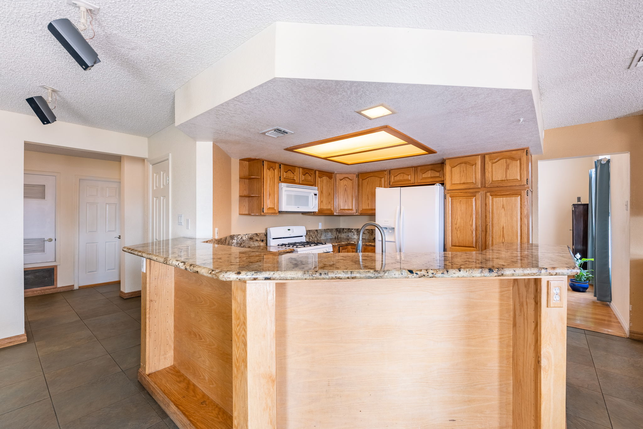 1910 Guinn Dr, Henderson, NV 89074, USA Photo 11