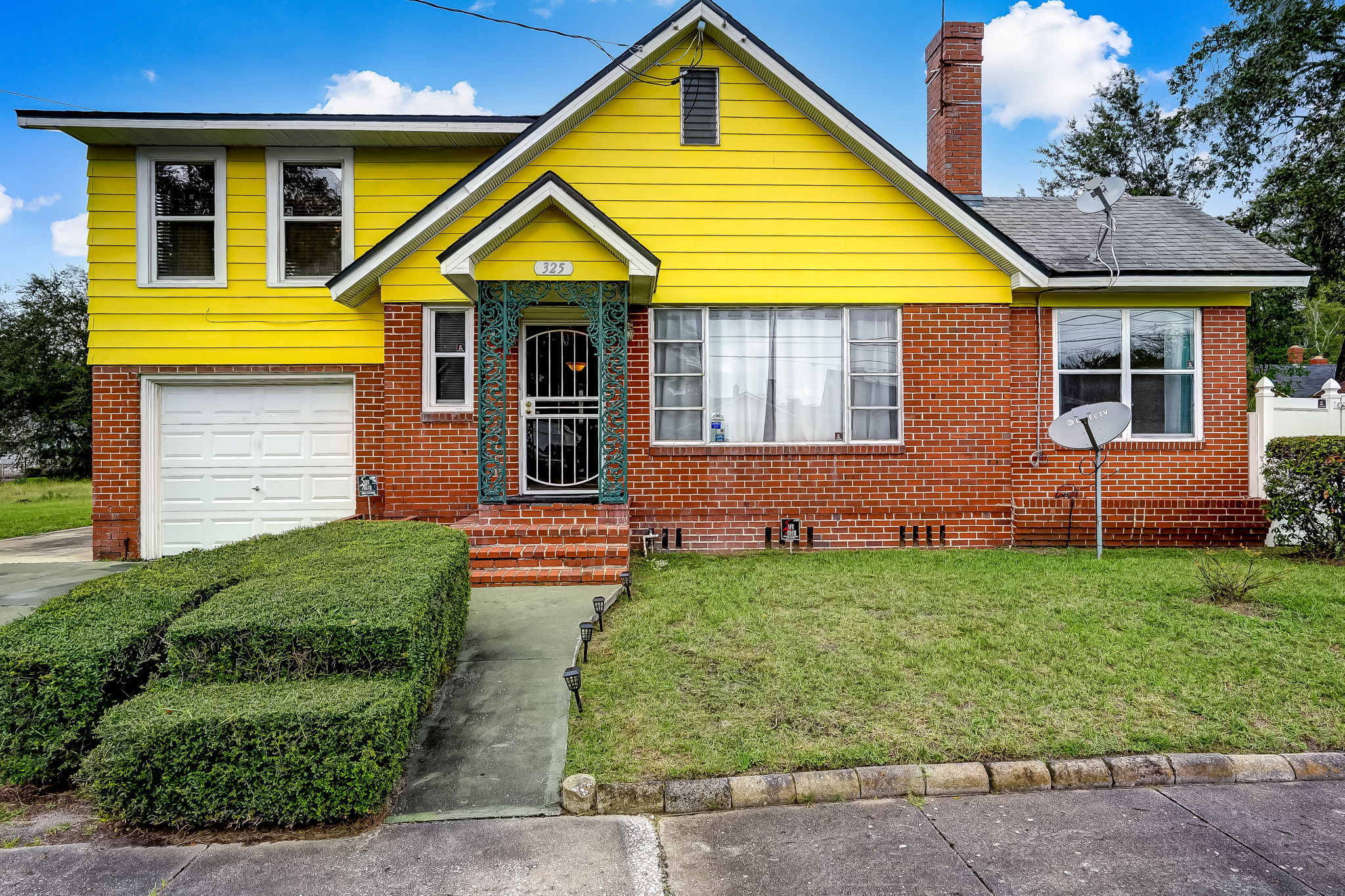 325 Circle Dr, Jacksonville, FL 32208, US Photo 1