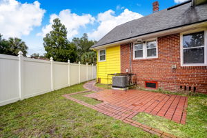 325 Circle Dr, Jacksonville, FL 32208, US Photo 55