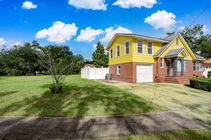 325 Circle Dr, Jacksonville, FL 32208, US Photo 5