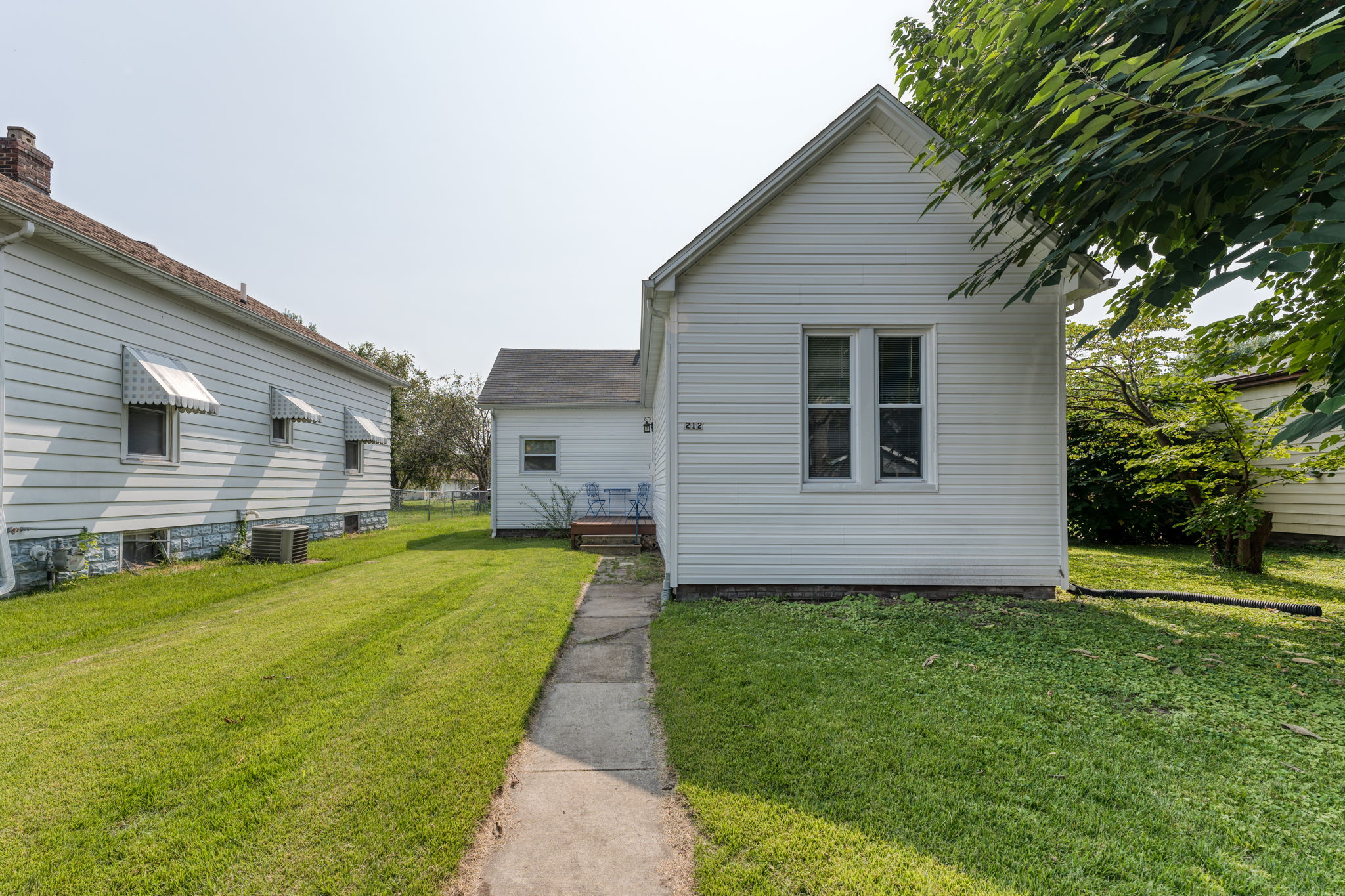 212 S 2nd St, Caseyville, IL 62232 Realty Shots