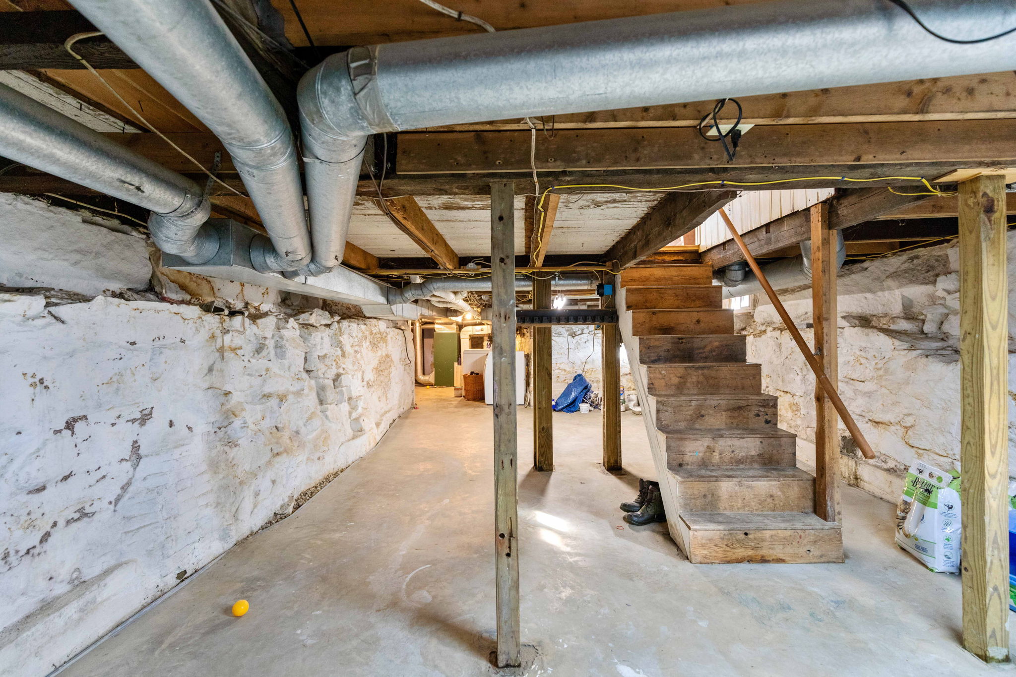 93 Saco St, Westbrook, ME 04092, US Photo 31