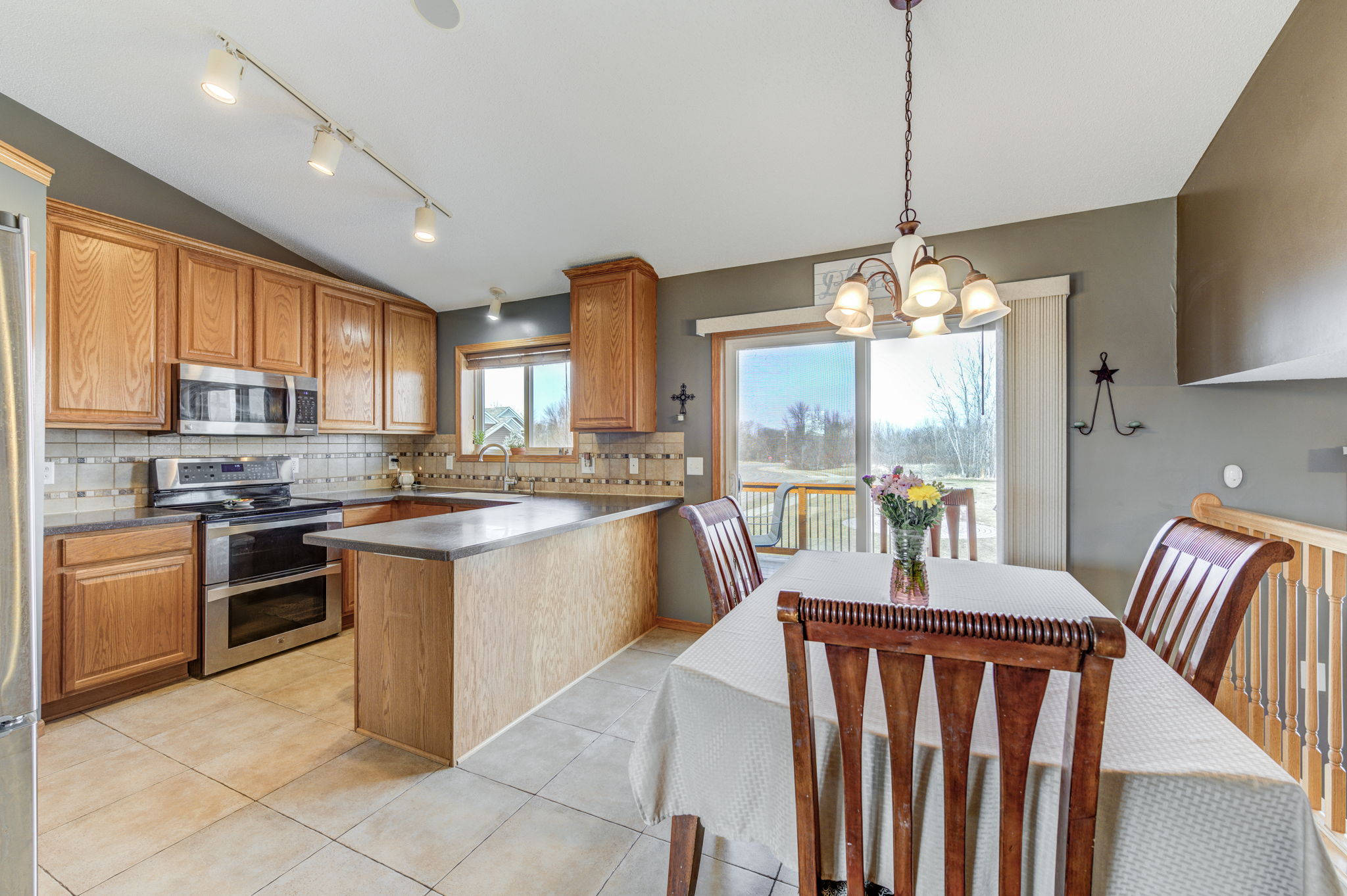 Dining Room/Kitchen