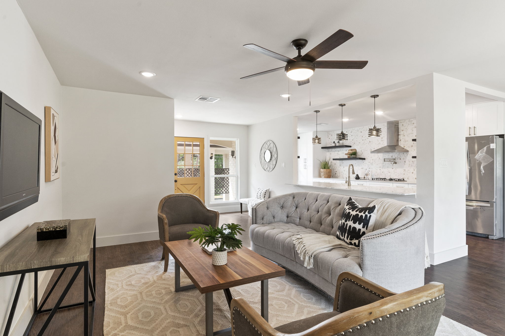 1011 Country Club Rd, Georgetown, TX 78628, USA Photo 9