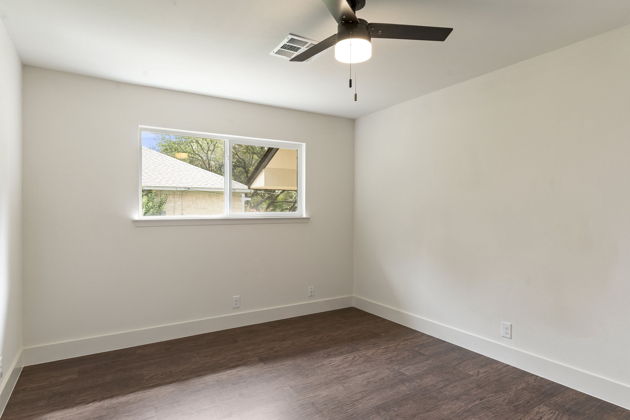 1011 Country Club Rd, Georgetown, TX 78628, USA Photo 40