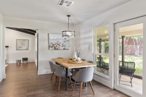 1011 Country Club Rd, Georgetown, TX 78628, USA Photo 9