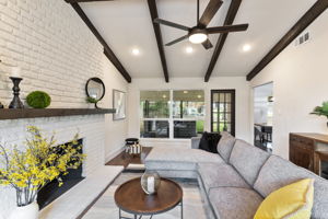 1011 Country Club Rd, Georgetown, TX 78628, USA Photo 24