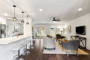 1011 Country Club Rd, Georgetown, TX 78628, USA Photo 6